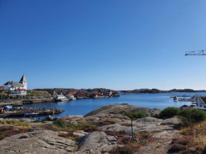 50 m till bad i centrala Skärhamn Skärhamn